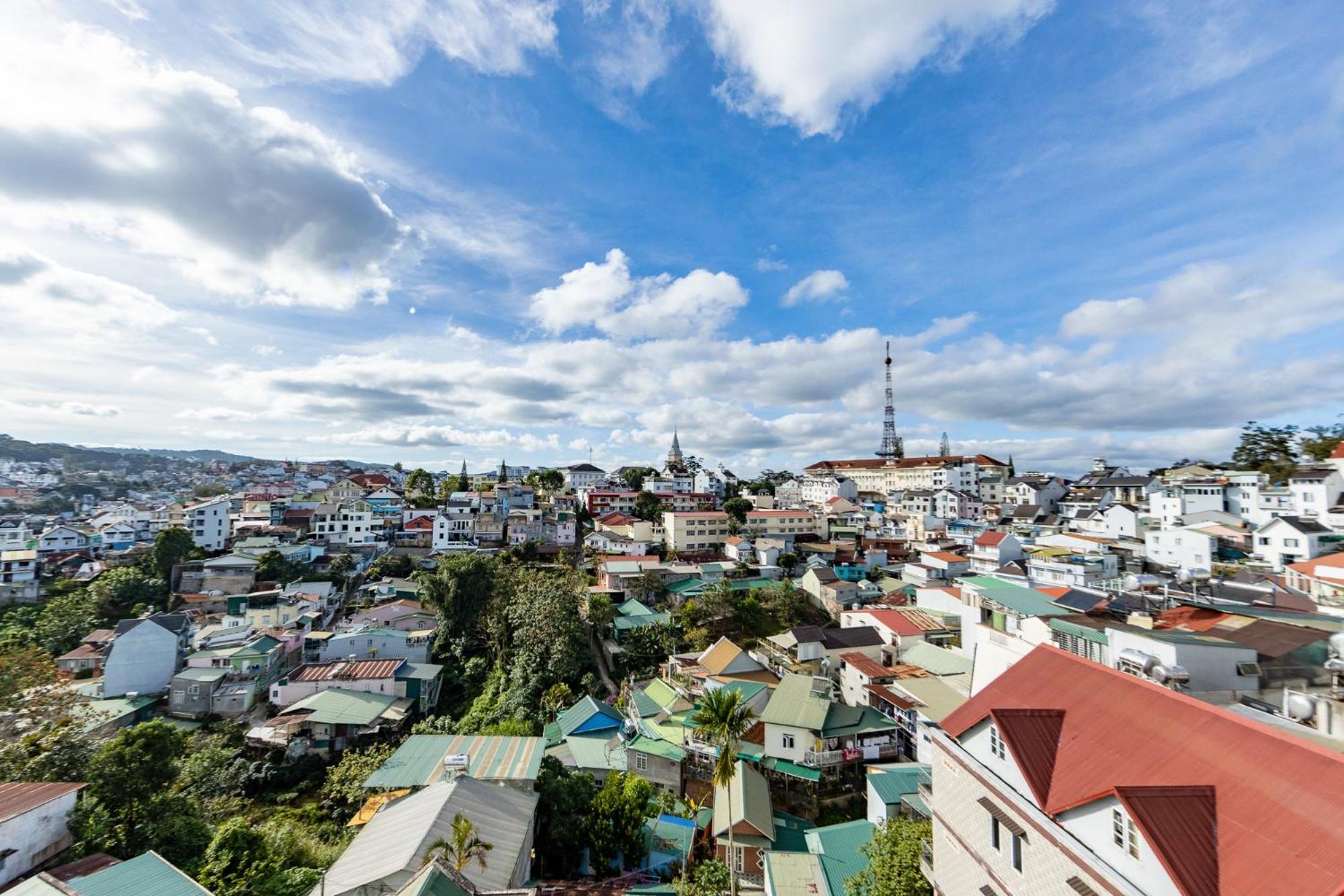 Hung Phong Hotel - Near Dalat Night Market Bagian luar foto