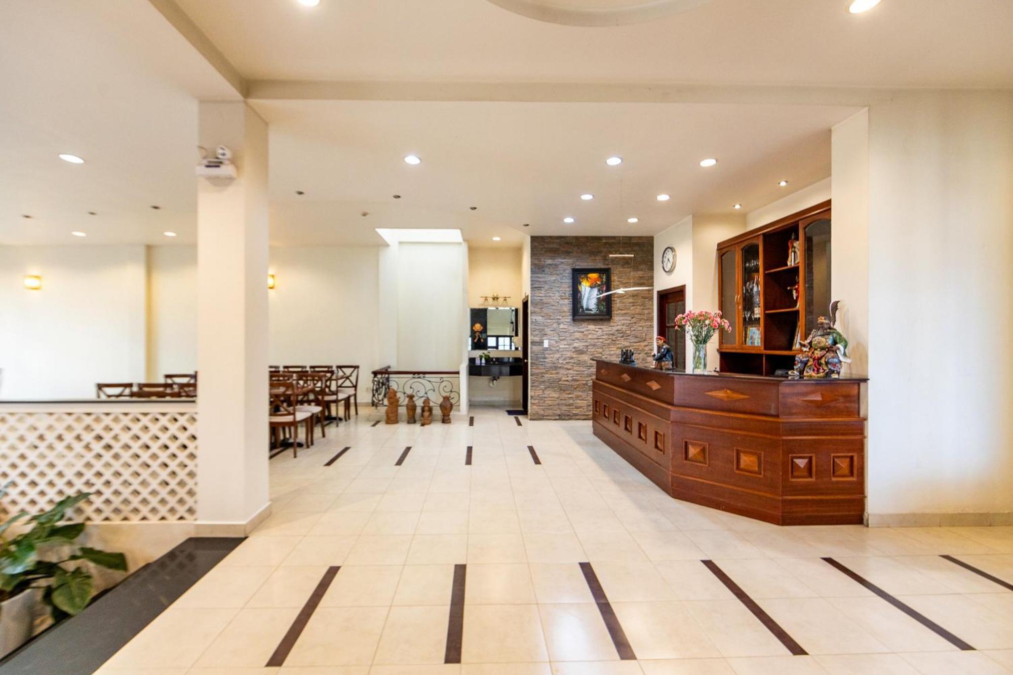 Hung Phong Hotel - Near Dalat Night Market Bagian luar foto